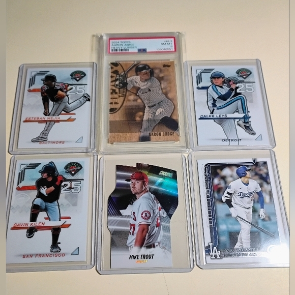 2024 Aaron Judge Case Hit Heavy Lumber PSA8 w/ 5 Bonus Baseball Cards